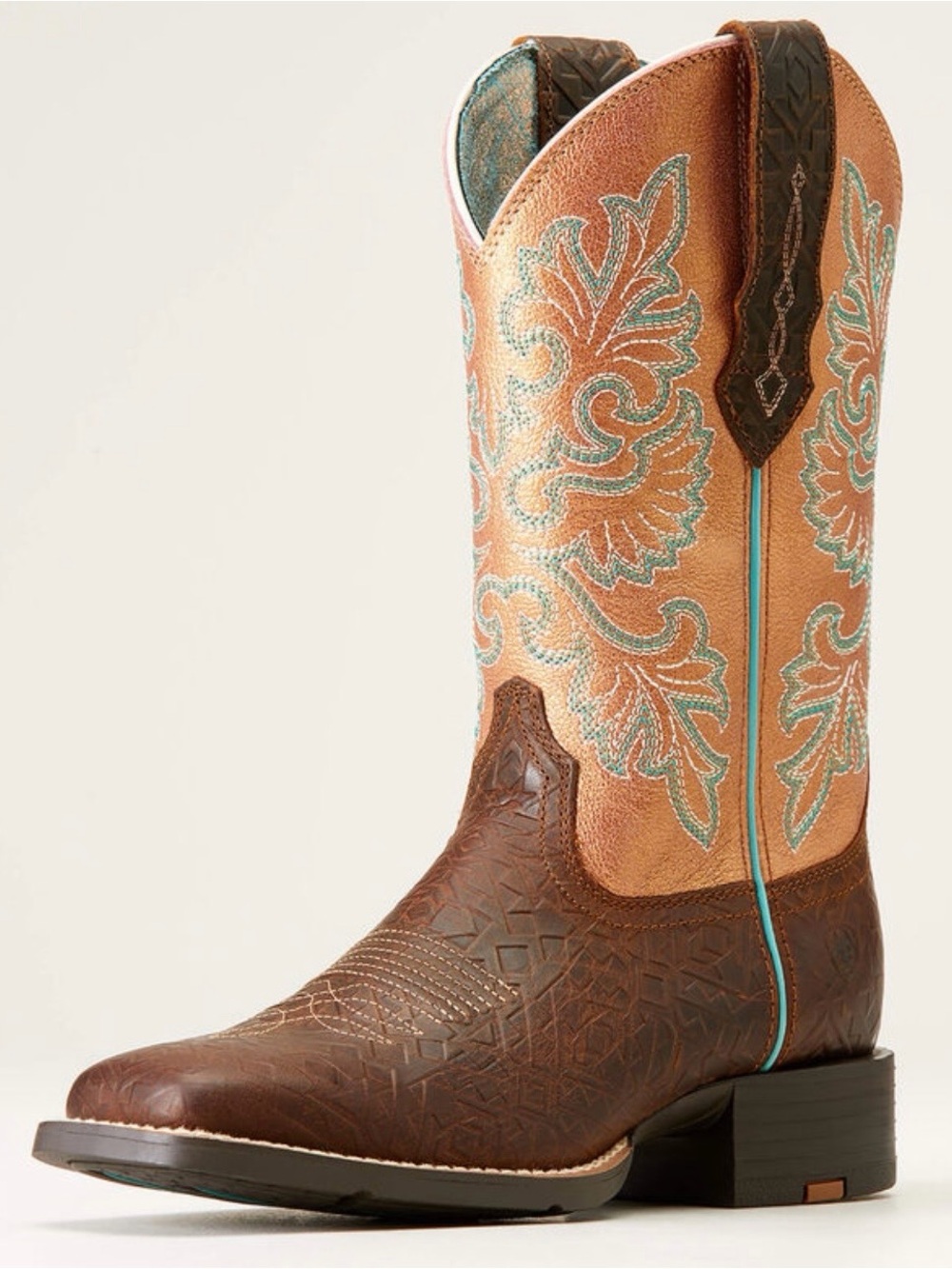 NWT Ariat Round Up StretchFit Wide Square Toe Western Boot